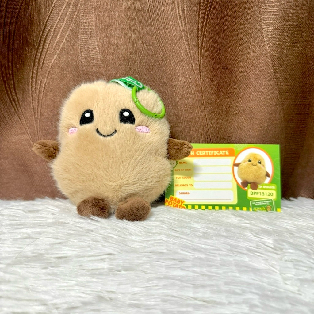 พวงกุญแจตุ๊กตา Baby Potato จาก Potato Corner พร้อมใบเกิด ของแท้💕