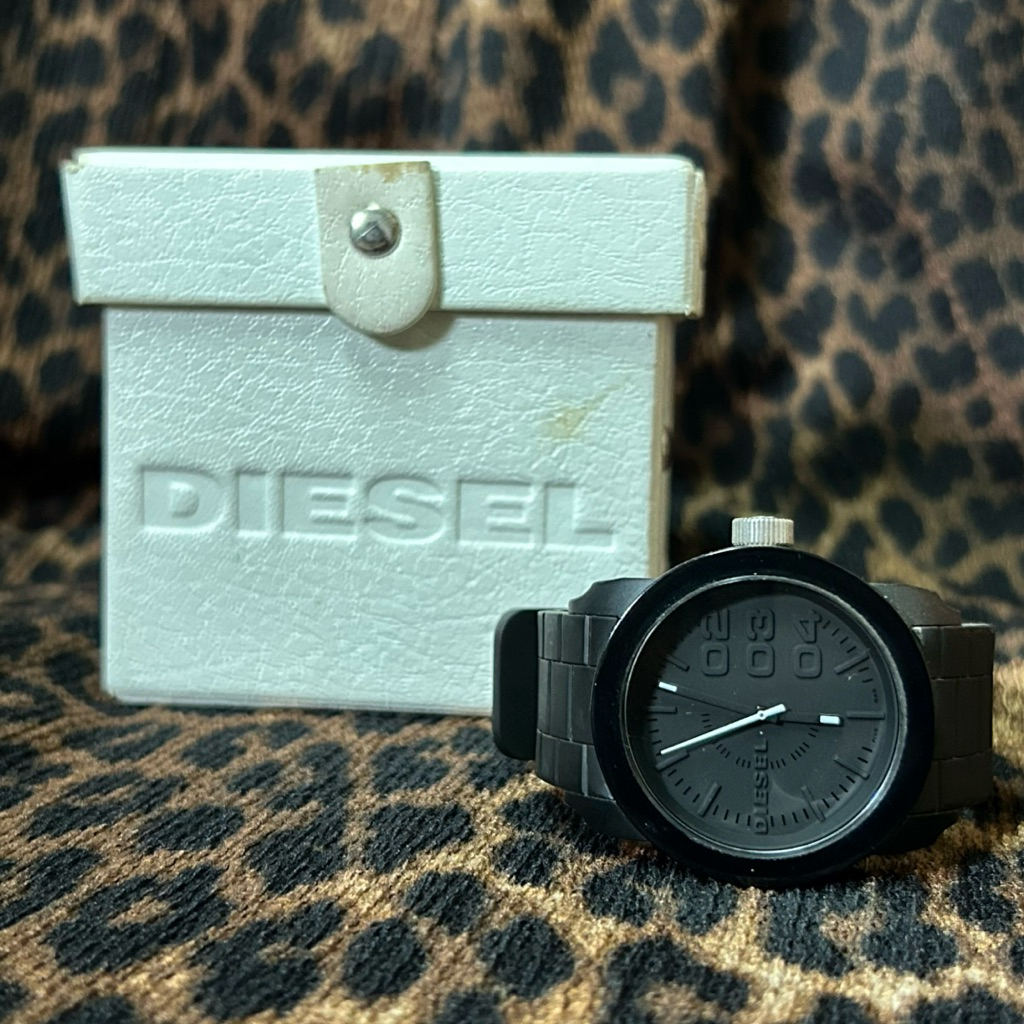 9X นาฬิกาข้อมือ Diesel ดีเซล DZ1437 มือสอง