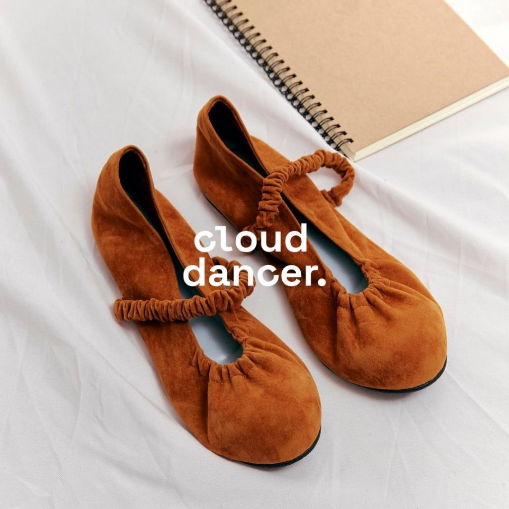 Ready to ship | Cloud Dancer - Scrxxnchy Clouds สายสครันช์ชี่ยืดได้ Butter Brown (แนะนำสั่งตาม ไซส์ที่ใส่ปกติ)