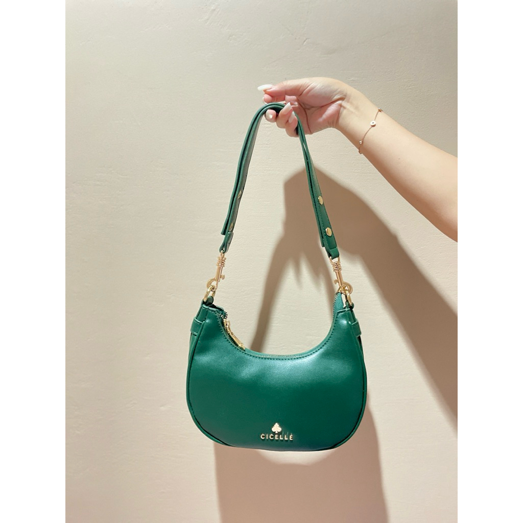 กระเป๋าสะพายCICELLE👜