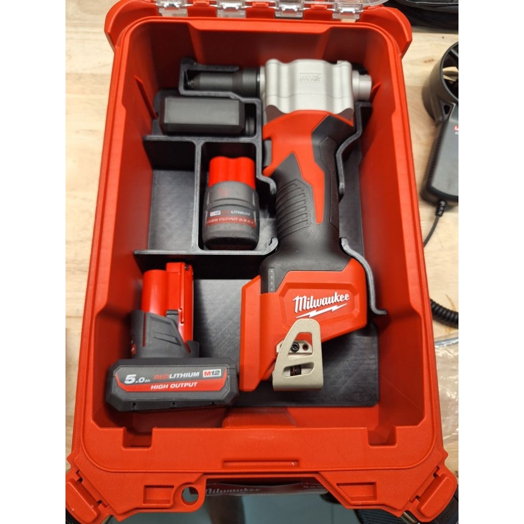 ถาดเสริมใส่เครื่องมือ M12 BPRT ใช้ร่วมกับกล่อง PACKOUT 48-22-8435