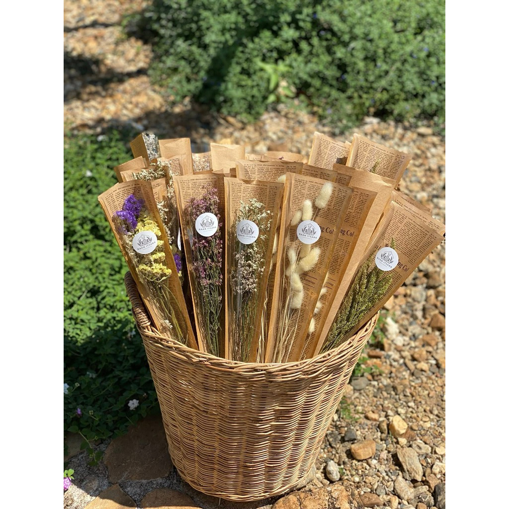 ดอกไม้ ธัญพืชแต่งกรง by Itsara