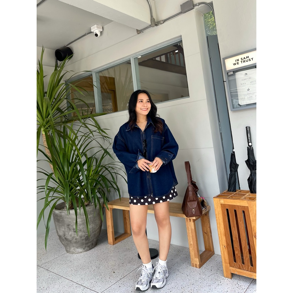 Summerstuff – OVERSIZE DENIM SHIRT เสื้อเชิ๊ตยีนส์ทรงโอเวอร์ไซส์ ราคา ถูกที่สุด ดีลบีเคเค แกลเลอรีภาพที่ 9