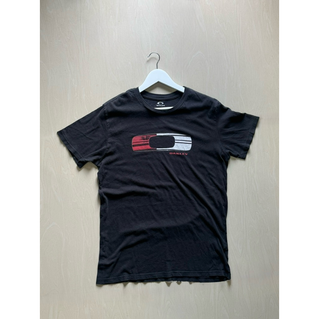 เสื้อOakleyมือสองสภาพดี