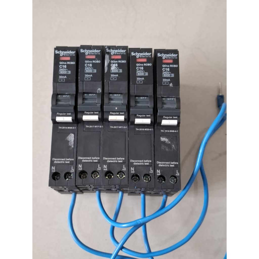 RCBO Schneider 16A ลูกย่อยกันดูด