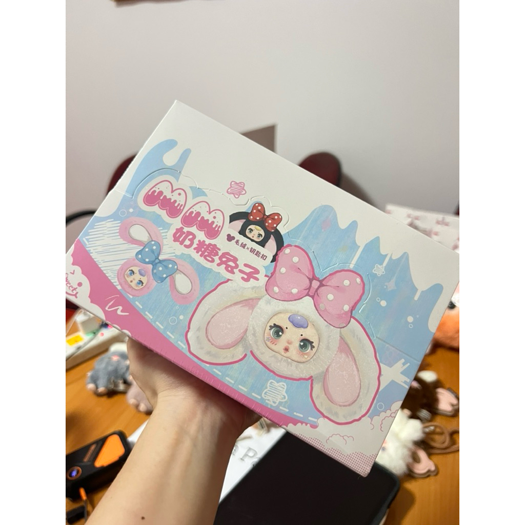 ❄️🪲พร้อมส่ง ยกกล่อง 🐳🦋🇹🇭 ใช้โค๊ดแฟชั่นลด 20-30% 🦋🍀พวงกุญแจ MM Milk Candy V.2 จำนวน 6 จุ่ม 🦋❄️🍀