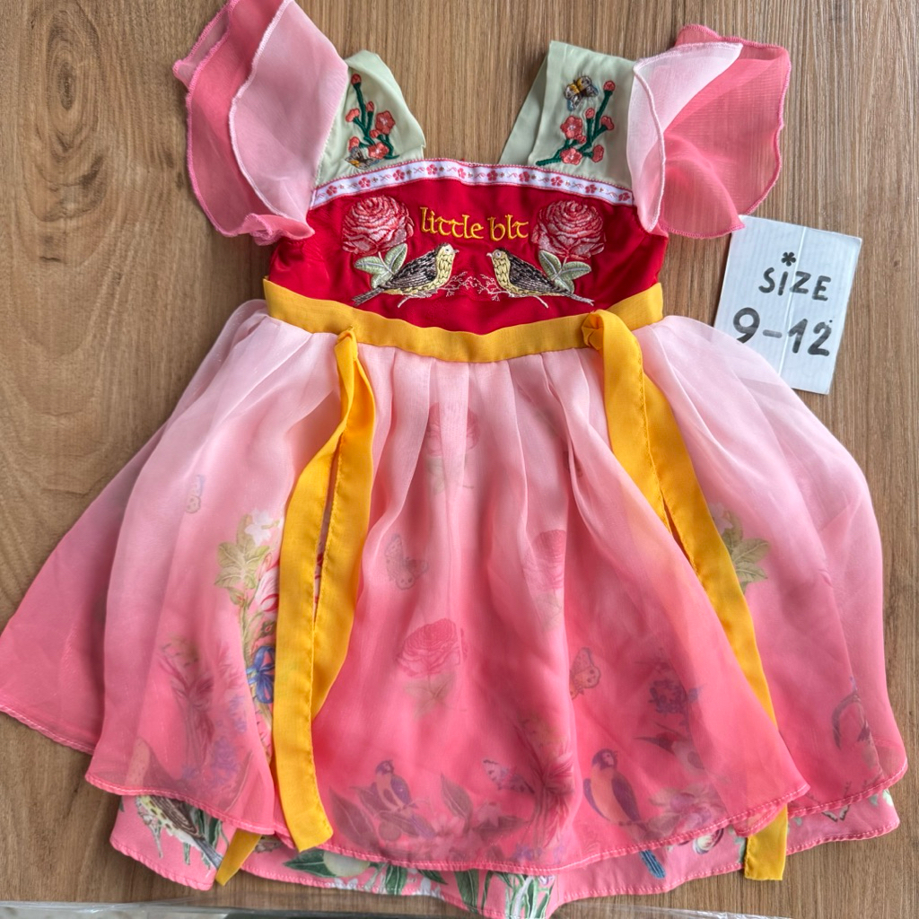 little blt ชุดเดรสเด็กผู้หญิง size 9-12m