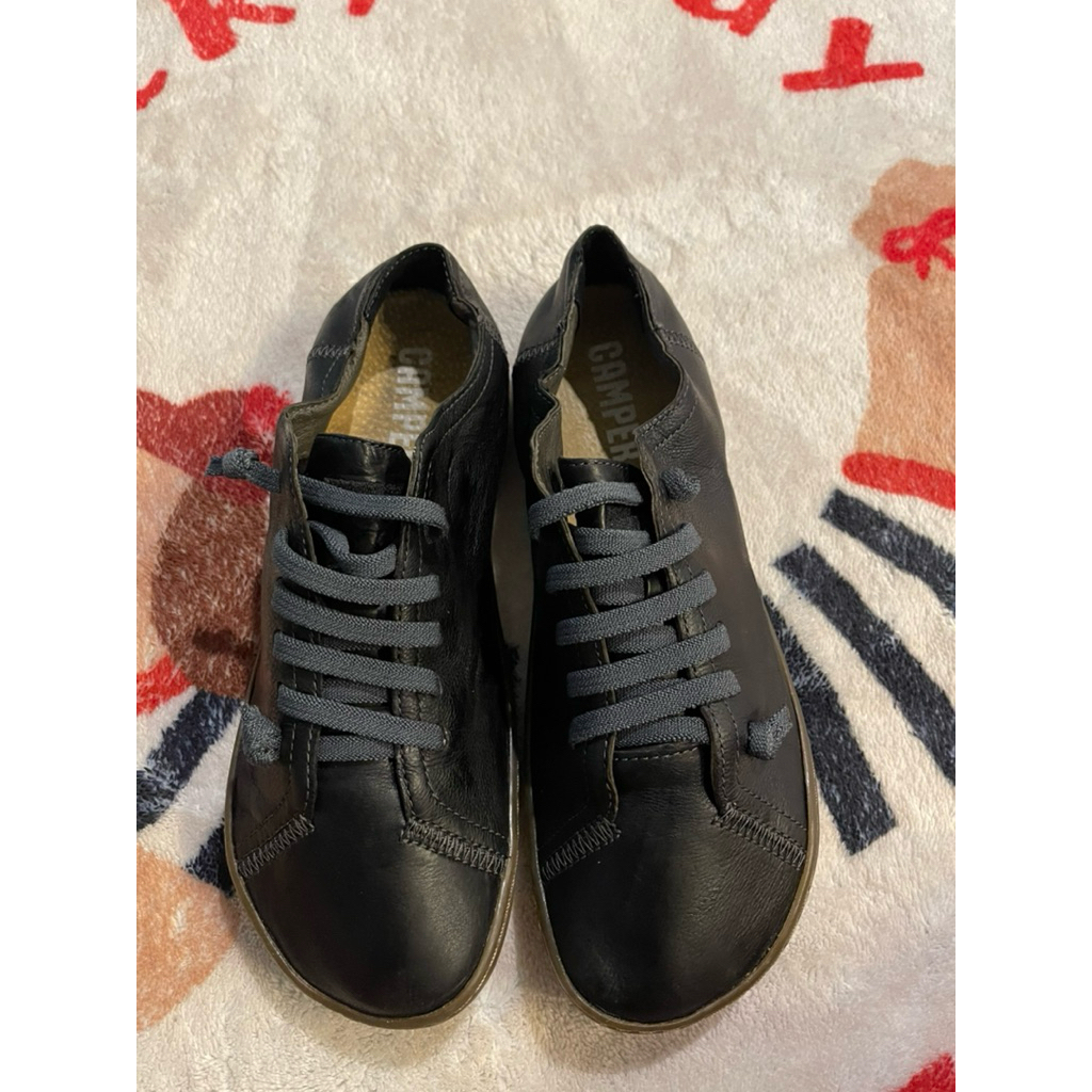 รองเท้าลำลอง Camper มือสองของแท้