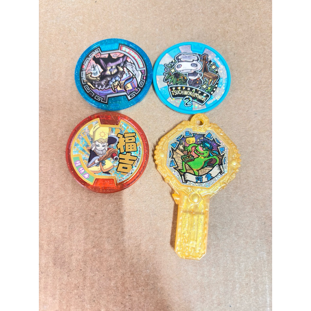 เหรียญ Yokai watch 4 ชิ้น ฟ้า ส้ม 1 กุญแจ พร้อมส่ง