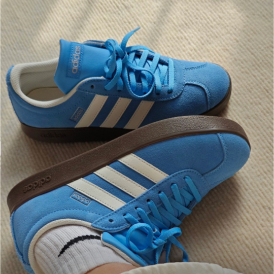 Adidas VL COURT 2.0 Vl Classic low cut sneakers in blue and white  ( ของแท้ 100%)