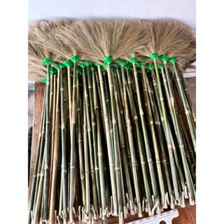 ไม้กวาด  ดอกหญ้าหางเสือ  หนานุ่ม ด้ามยาว มีตะขอ
