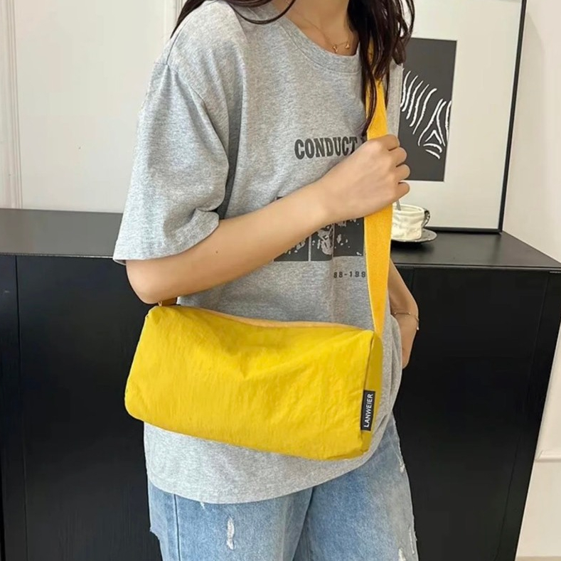 guoxiaojun กระเป๋าสะพายไหล่ ผ้าแคนวาส สไตล์เก๋ สีสวย จุของได้เยอะ  มีให้เลือก 4สี พร้อมส่งในไทย Z-02