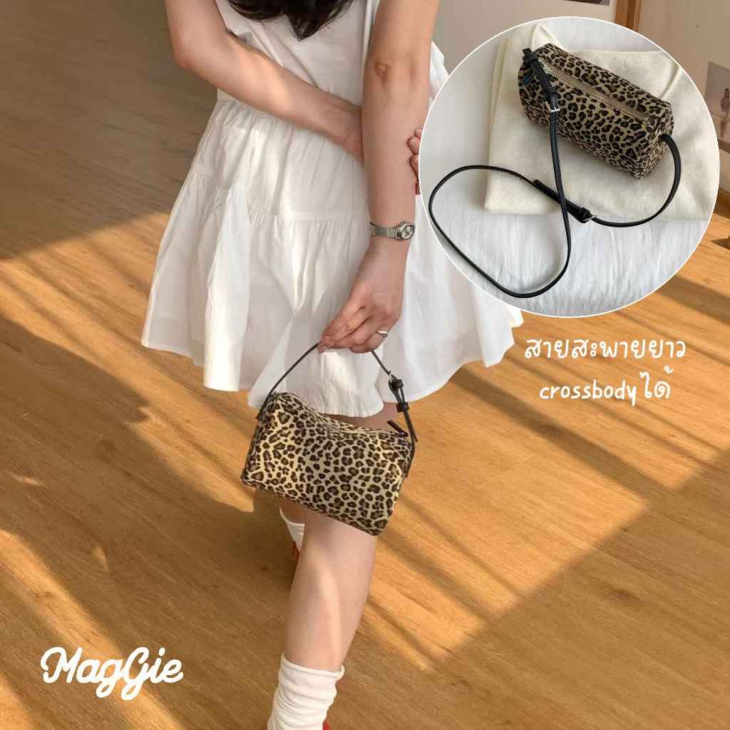 Maggie – LEOPARD LOAF กระเป๋าสะพายข้างลายเสือ กระเป๋าสะพายข้างแคนวาสพิมพ์ลาย ราคา ถูกที่สุด ดีลบีเคเค แกลเลอรีภาพที่ 2