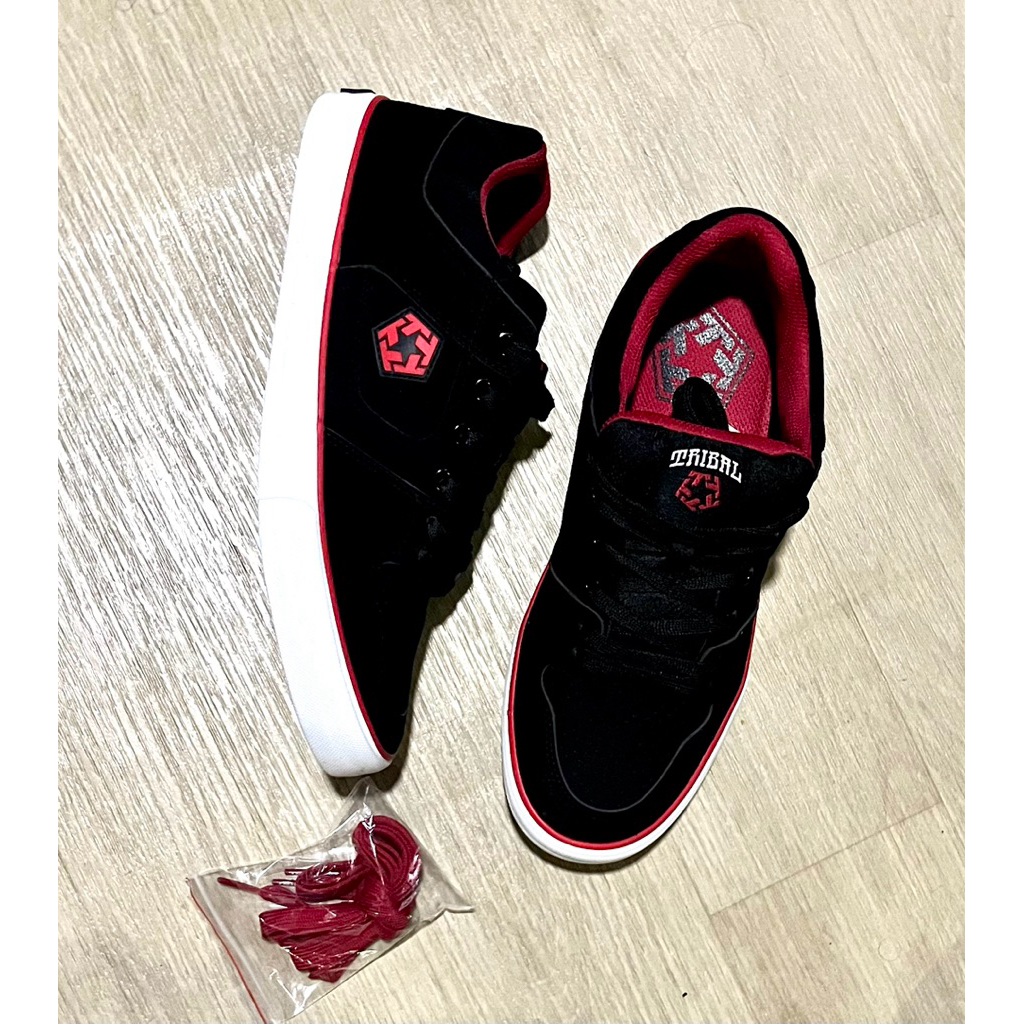 Tribal Gear Skate shoes