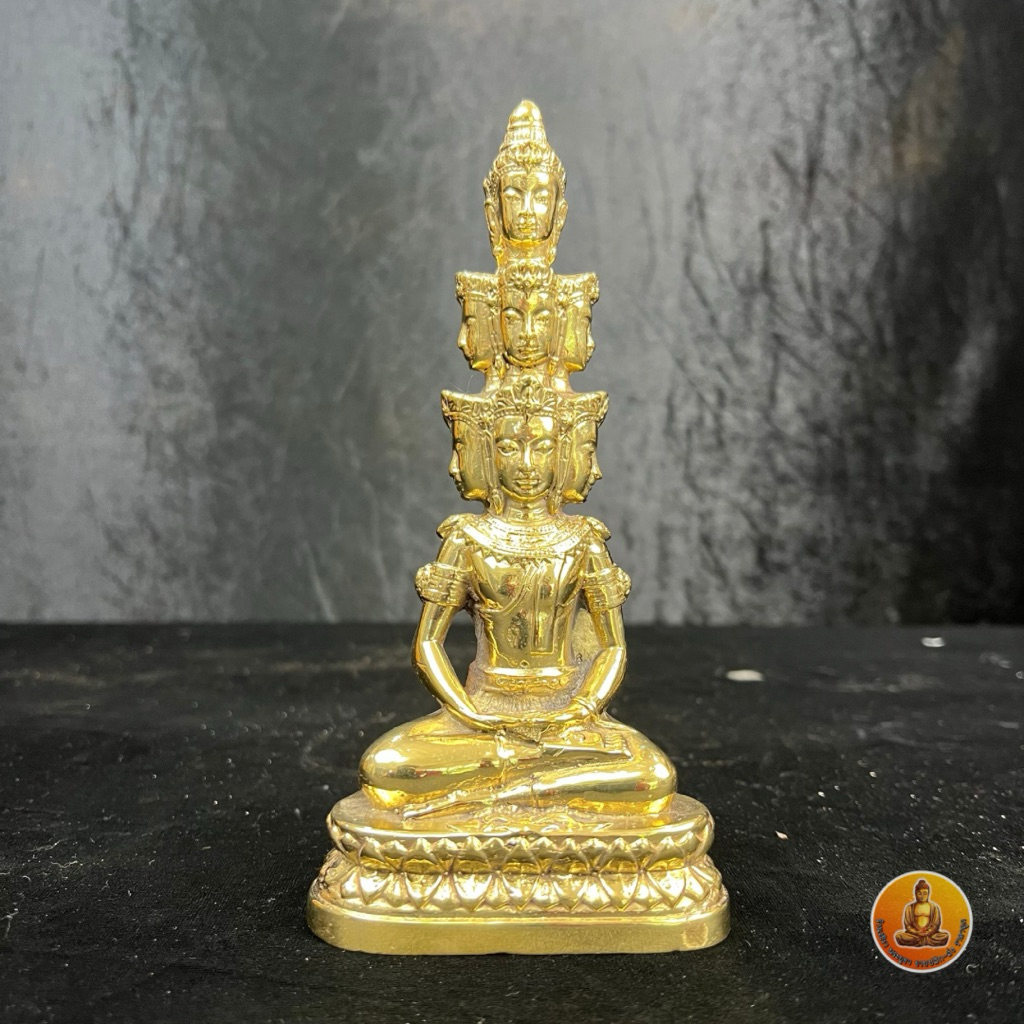 พระเศรษฐีนวโกฏิ เนื้อทองเหลือง ขนาดฐาน 9.5 ซม. หน้าตัก 7 ซม. สูง 20 ซม.
