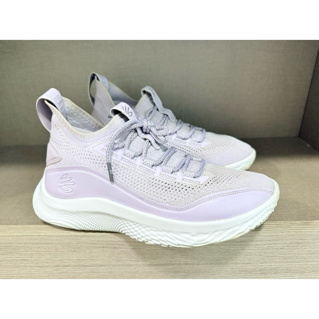 underarmour curry 8 IWD