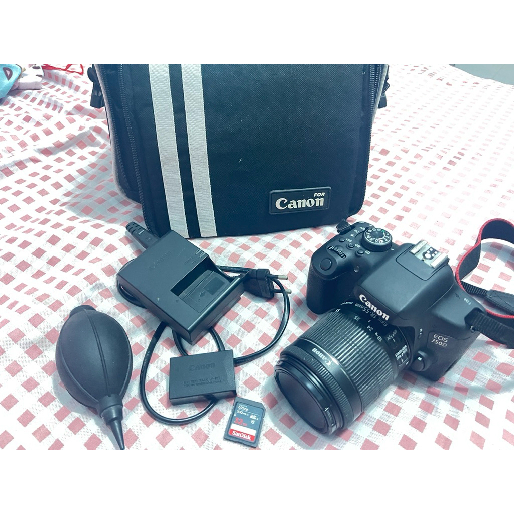 กล้อง canon EOS750D.