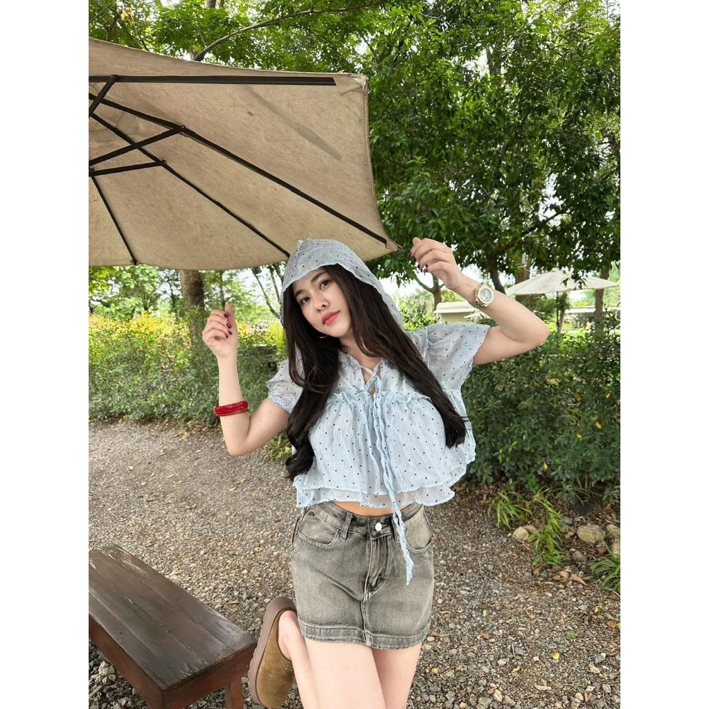 เสื้อโรซี่แต่งระบาย2 ชั้น ขอบลูกไม้หยัก สวยมากๆ มีหมวก ราคา ถูกที่สุด ดีลบีเคเค แกลเลอรีภาพที่ 9