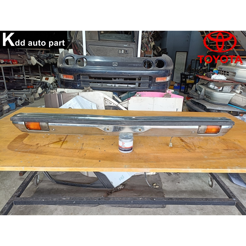 กันชนหน้า Toyota Corona MARK II MX20