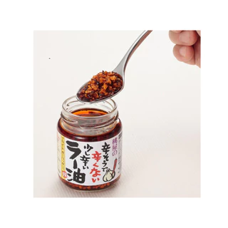 Momoya Chili Oil With Fried Garlicน้ำมันพริกพร้อมตัวกระเทียมเจียวกรอบอร่อยหอมพริกทานกับข้าวสวยหรือเกี๊ยวซ่าราเมงก็อร่อย