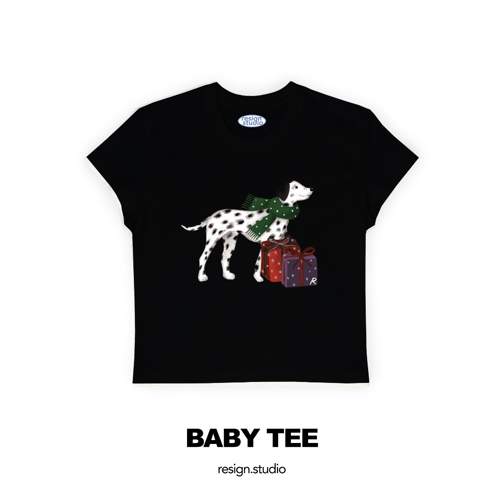 resign studio - เสื้อยืด crop/ oversize ลาย Winter Dog