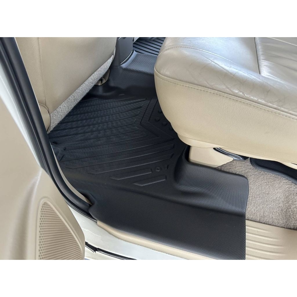 พรมปูพื้น FORTUNER ป