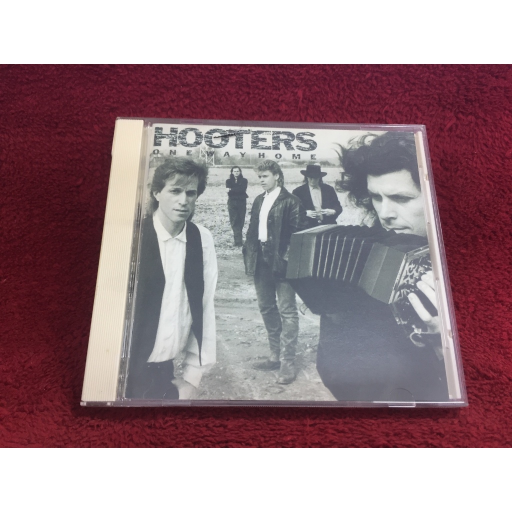 CD Hooters – One Way Home สภาพตามปก CA31-102