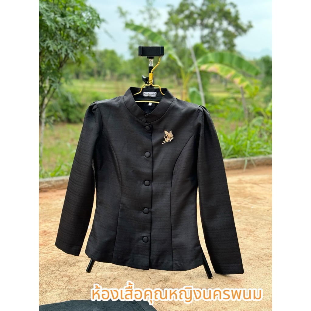เสื้อจิตลรดา&ไทยเรือนต้นสีดำผ้าไหมหม่อนอัดผ้ากาวทั้งตัว งานสวยมากค่ะตัดเย็บละเอียดมากค่ะ