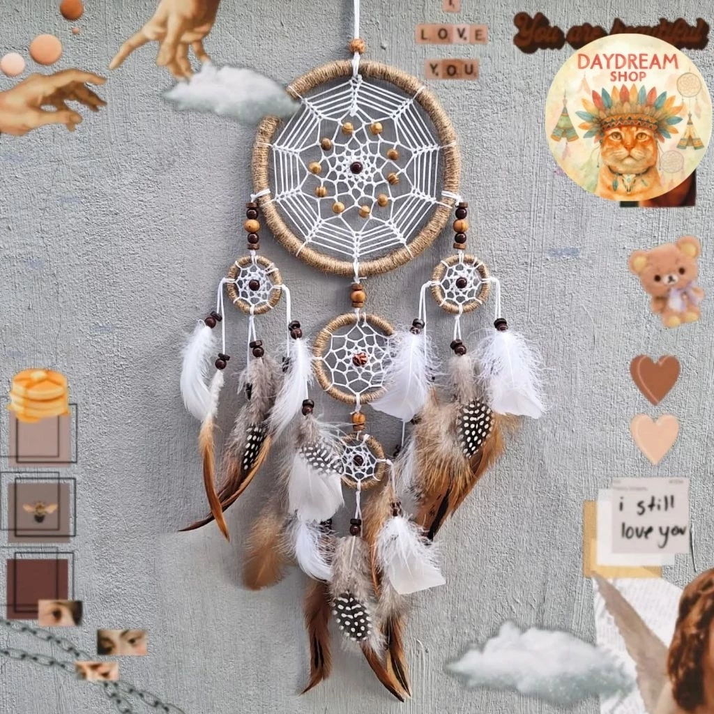ตาข่ายดักฝันร้าย Dreamcatcher เครื่องรางดักฝัน งานแฮนด์เมด ตกแต่งห้อง ตกแต่งบ้าน ตกแต่งแคมป์ ขนาด 12 cm