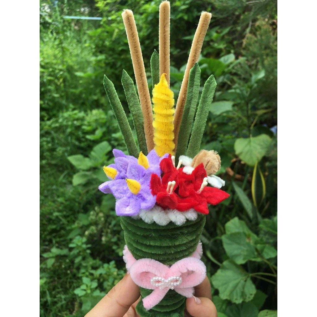 กรวยไหว้ครูลวดกำมะหยี่ 💐 ประดับดอกมะเขือ ดอกเข็ม หญ้าแพรก ข้าวตอก ธูปเทียน