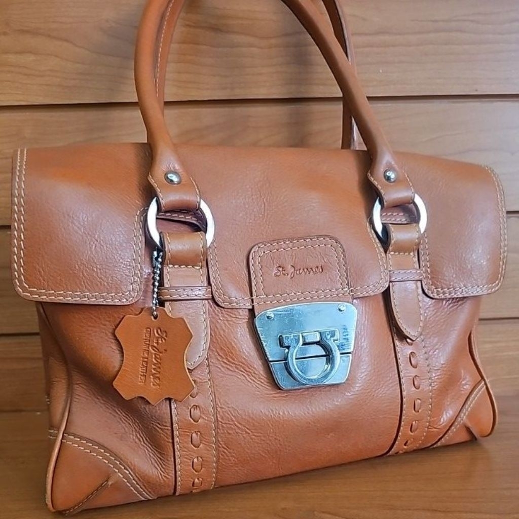 กระเป๋าหนังแท้ St.James
