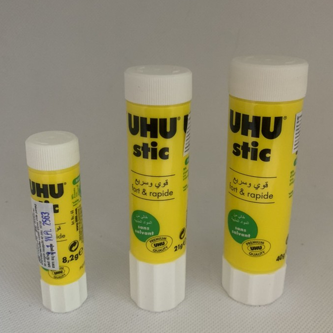 กาวแท่ง UHU ขนาด 8.2 กรัม /  ขนาด 21 กรัม / 40 กรัม เนื้อกาวสีขาว