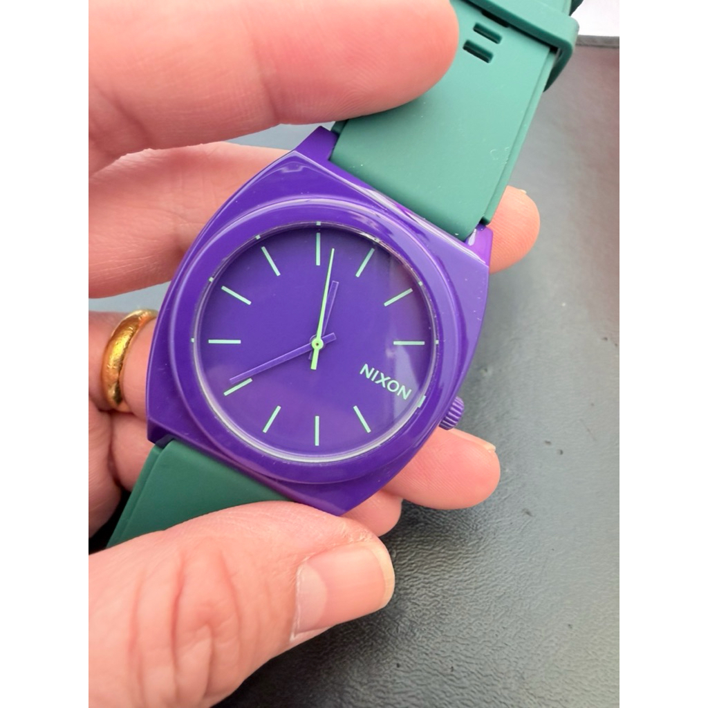 NIXON MINIMAL THE TIME TELLER P 100m สีม่วง ของแท้ มือสอง