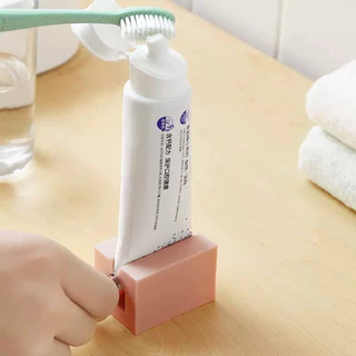 🤍พร้อมส่ง🤍 ที่บีบยาสีฟัน (มือหมุน) เครื่องบีบยาสีฟัน ที่รีดยาสีฟัน โฟมล้างหน้า Toothpaste Squeezer