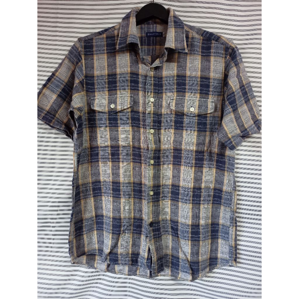 H1065 เชิ้ตชายมือสอง คอตตอน รอบอก 40 บ่า 17 แขน 9.5 ปลายแขน 7 ยาว 10