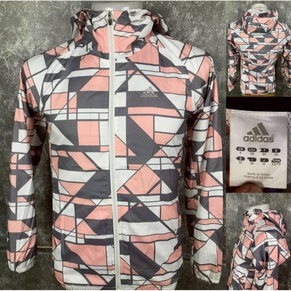 เสื้อแจ็คเก็ตadidasส่งต่อ