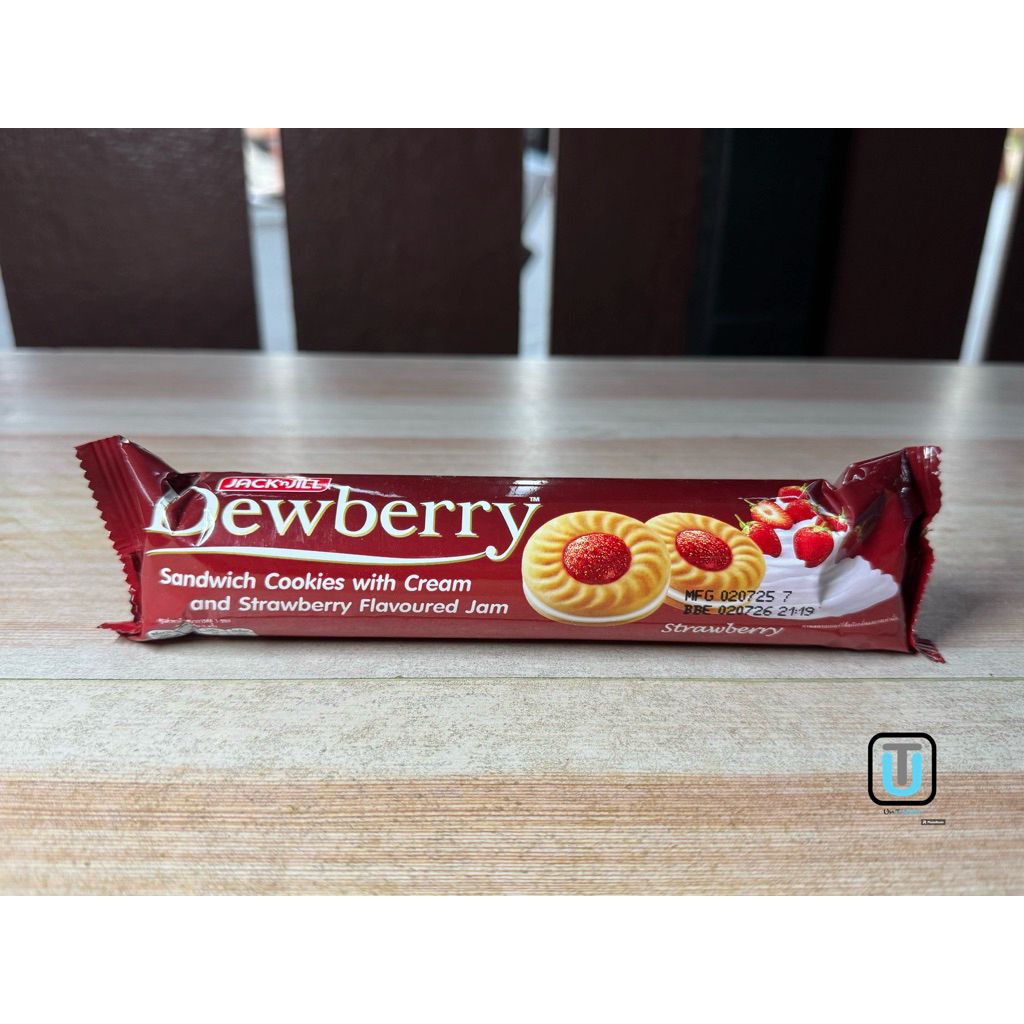 Dewberry ดิวเบอร์รี่ คุกกี้แซนวิชสอดไส้ครีมและแยม สตรอเบอร์รี่ 105กรัม