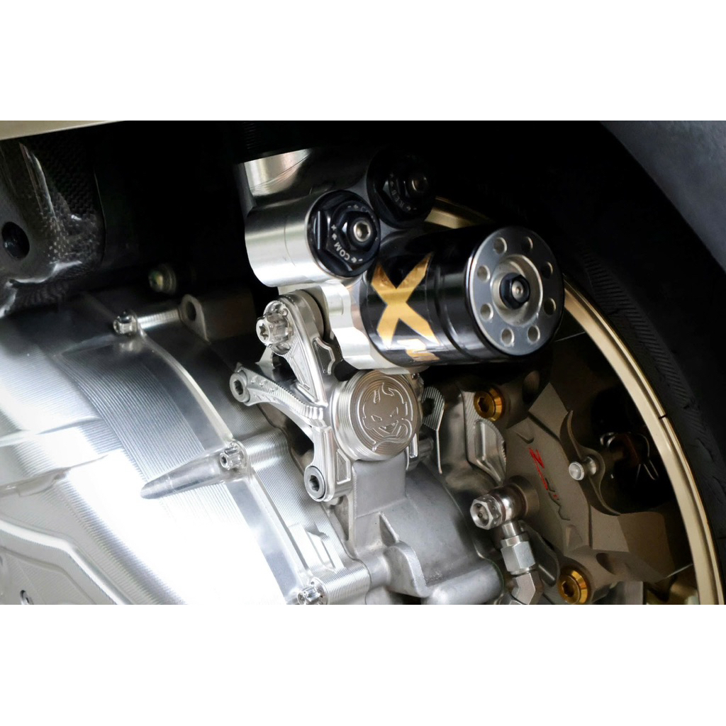 TR Factory ชุดจับโช๊คหลัง Vespa Sprint / Primavera / LX125 / LX150 / S125 / S150 อลูมิเนียม cnc จับโ