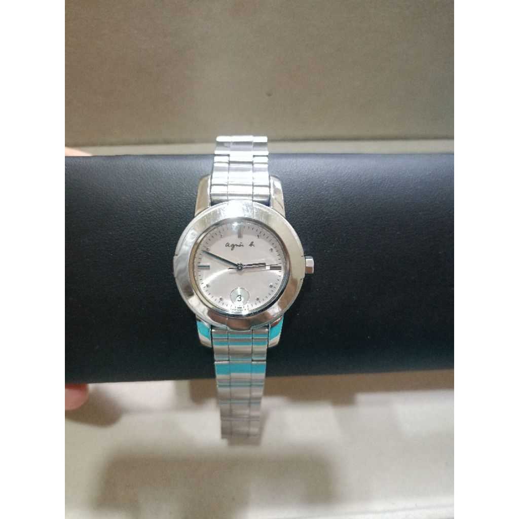 (มือ2)นาฬิกาข้อมือผู้หญิงงานแบรนด์again b
