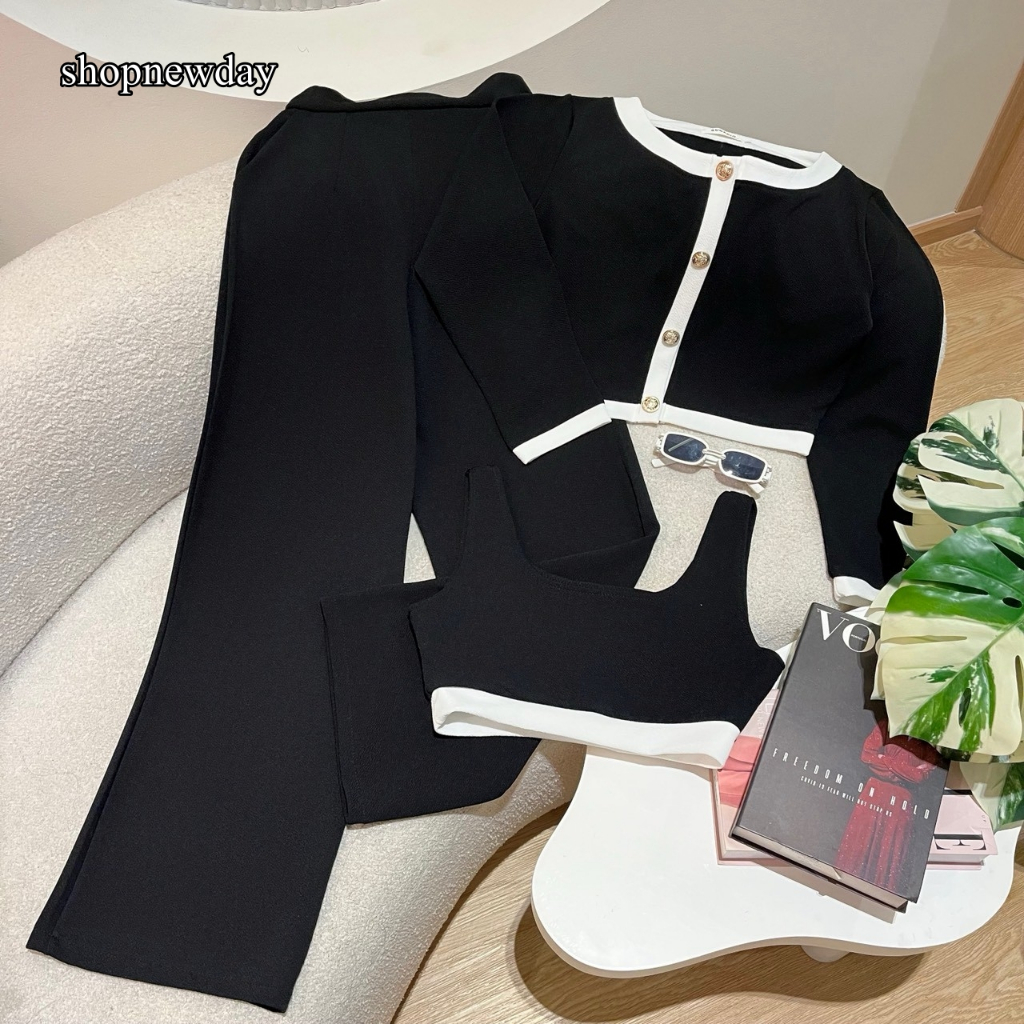 ชุดเซต 3 ชิ้น ผ้าวูลเวฟทรูโทน เสื้อแขนยาวกระดุมหน้า+เสื้อกล้ามครอป+กางเกงเอวเรียบสม็อคหลังมีกระเป๋า 