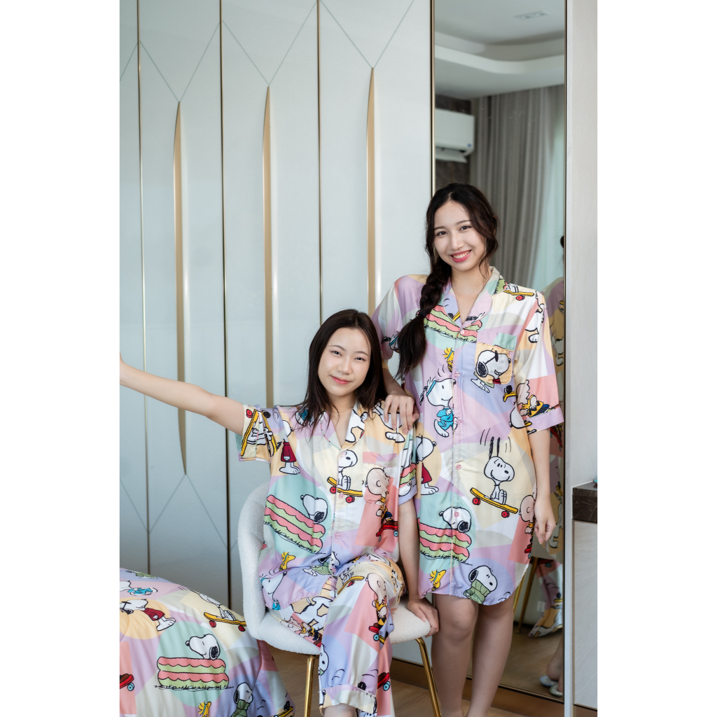 ชุดนอน ชุดลำลอง At Bed เนื้อผ้า Bamboo 1000 เส้นด้าย ลาย Snoopy Pastel 2