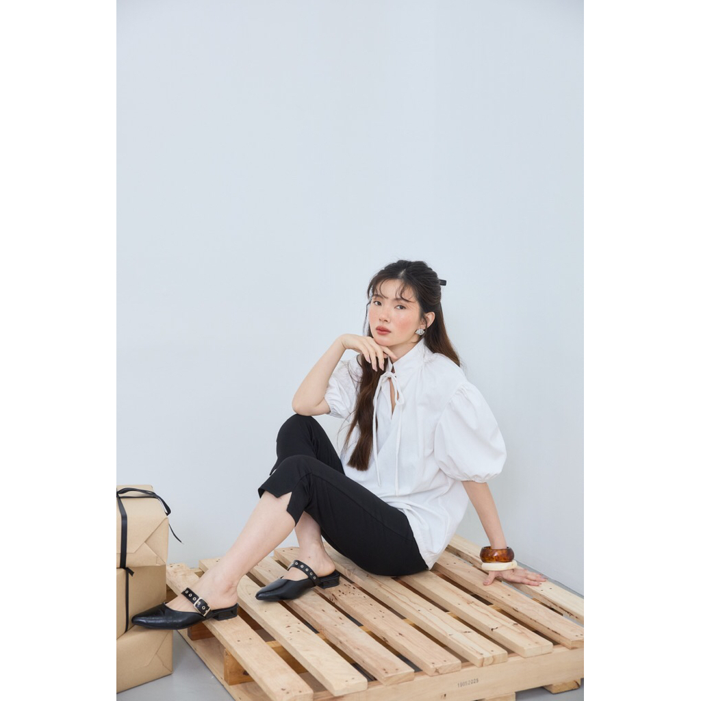 Realloose | Ribbon top (white) - ริบบ้อนผ้าใหม่ ผ้าคอตตอนผสม รีดง่าย ยับยาก (มีจำนวนจำกัด) - รูปที่ 2