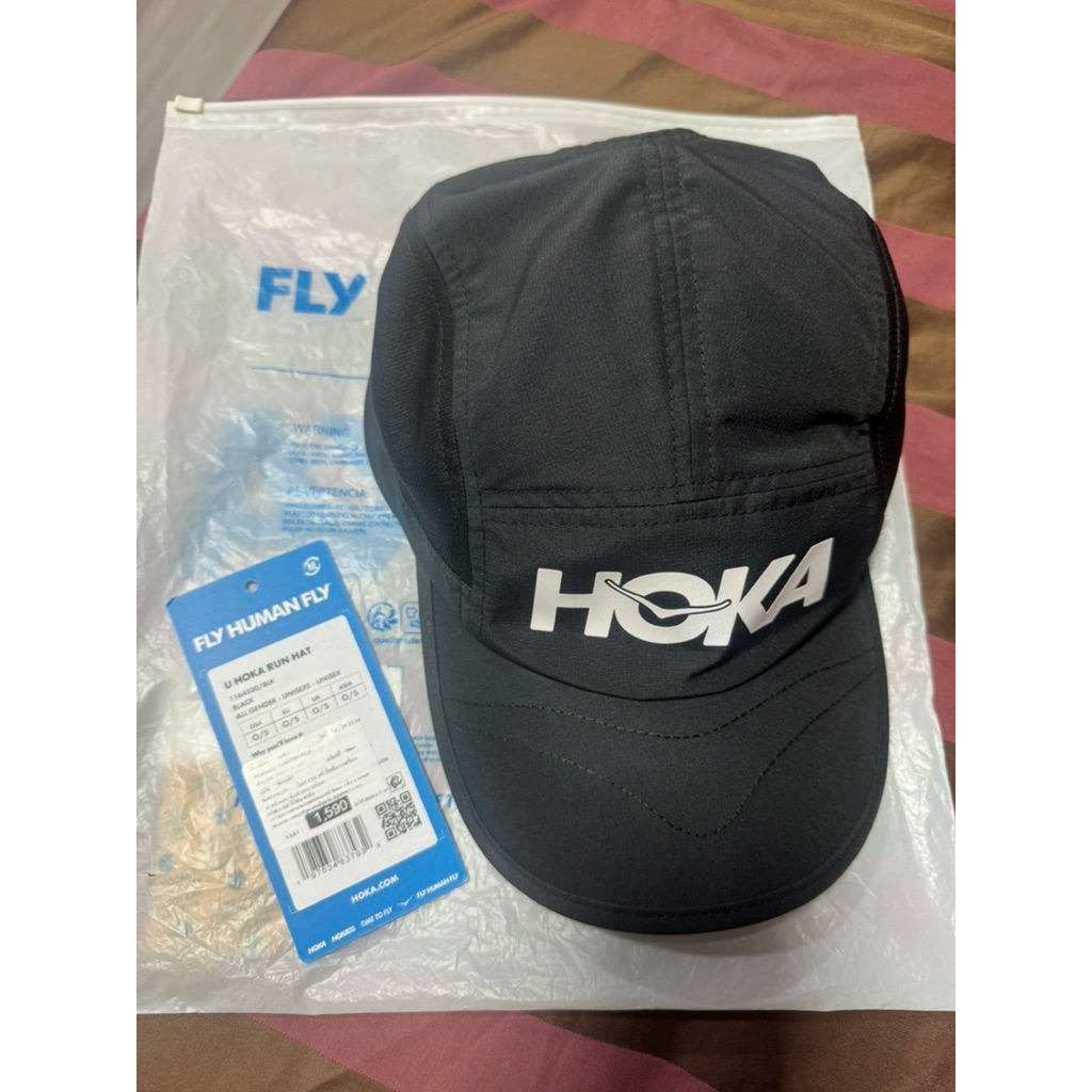 หมวกวิ่ง Hoka สีดำ ซื้อจาก shop rev runner one bangkok