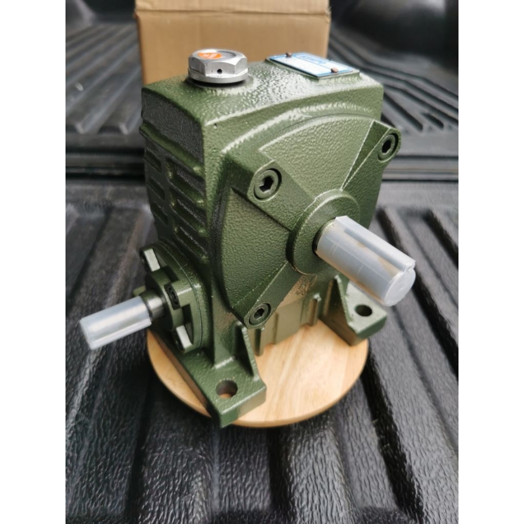 KIMPO Worm Gear  #50 (12) เพลา รุ่น KB (PA) out put 17 มม. อัตราทด 1:5-1:60 เกียร์ทดรอบ เกียร์เฟือง