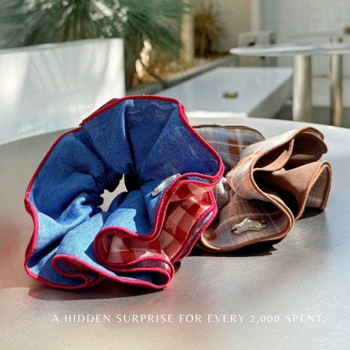 kokiji - Ember Scrunchies (ยางมัดผมลายสก็อต)