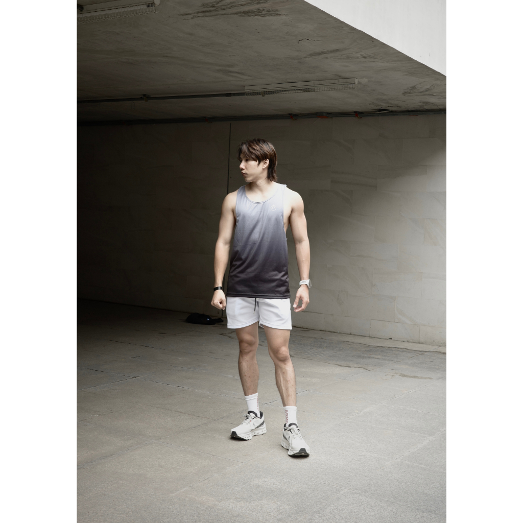 OLIVER MUSCLE – Sexy Tank เสื้อกล้ามเว้าปีกลึก เนื้อผ้าไมโคร นุ่มเบา แห้งไวระบายอากาศดี