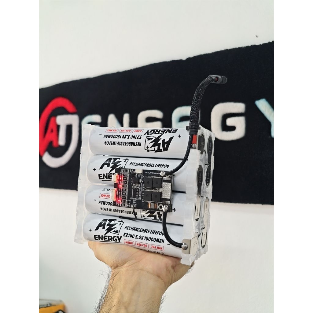 แบตเตอรี่ฟอตเฟส 8S 25.6 - 29.2V 15000mAh BMS 60/200A balance 60mA พร้อมใช้งาน