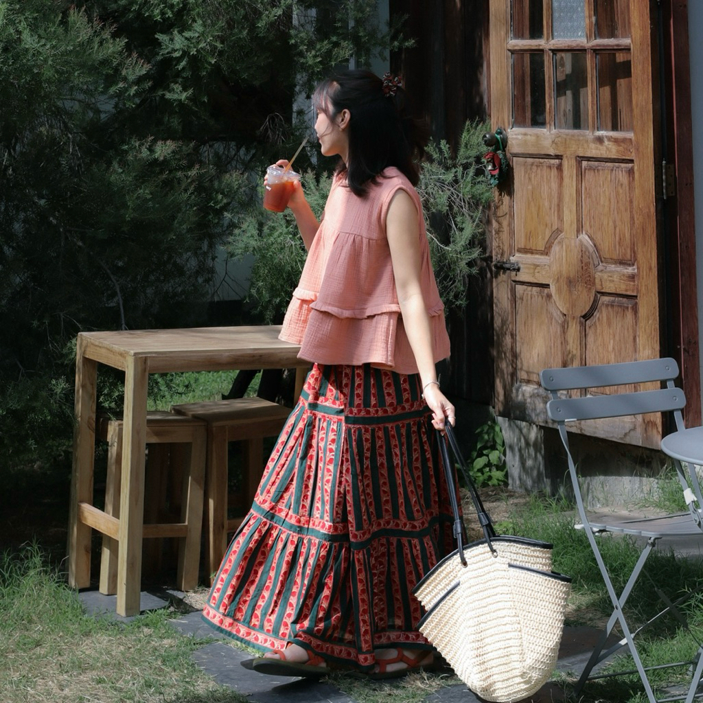 Butter Skirt အိန္ဒိယပိတ်ထည် တစ်ထပ်ဆင့် လွှာကပ်စကတ် (Cotton ပေါ့ပါး၊ အဝယ်ယားသက်သာ + အိတ်ပါ)