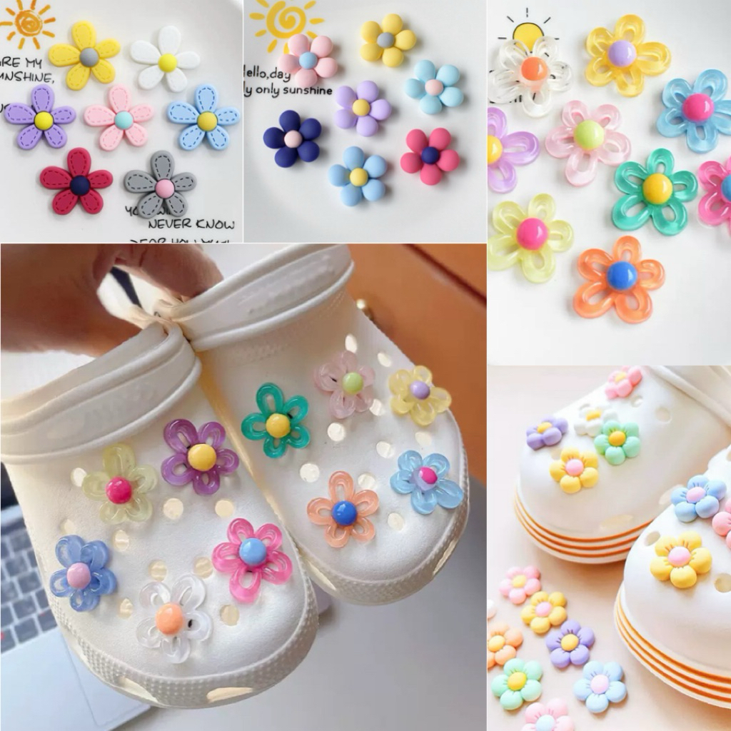 💦พร้อมส่ง💦ตัวติดรองเท้า จิ๊บบิท ดอกไม้ ลูกอม ตัวติดรองเท้าที่มีรู ตกแต่งรองเท้า ให้น่ารักๆ ตัวติด 3มิติ (ราคาต่อ 1 ชิ้น)