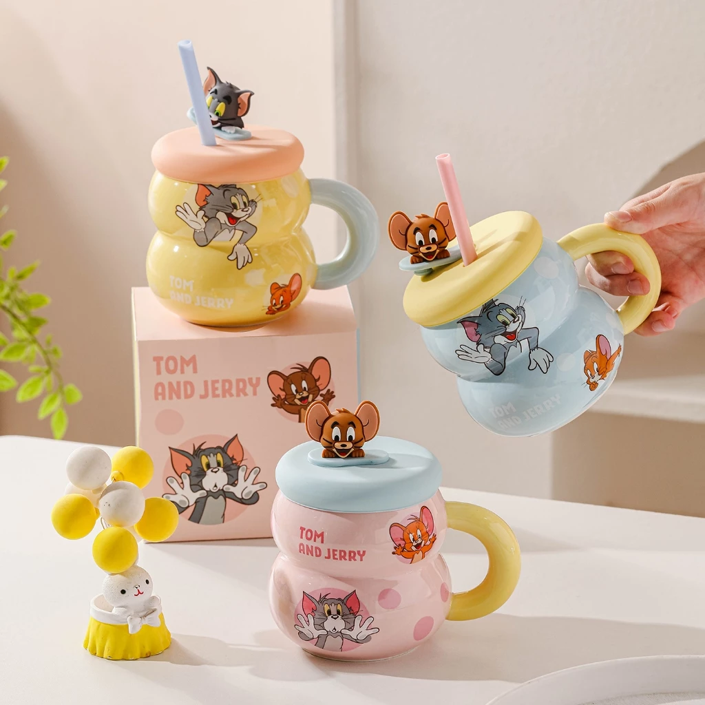 【ของแท้】Tom and Jerry แก้วรูปน้ำเต้ามีฝา แก้วการ์ตูนน่ารัก 530ml แถมหลอด กล่องสวยงาม ของขวัญวันหยุด ใช้ทุกวัน ส่งฟรี thumbnail 6